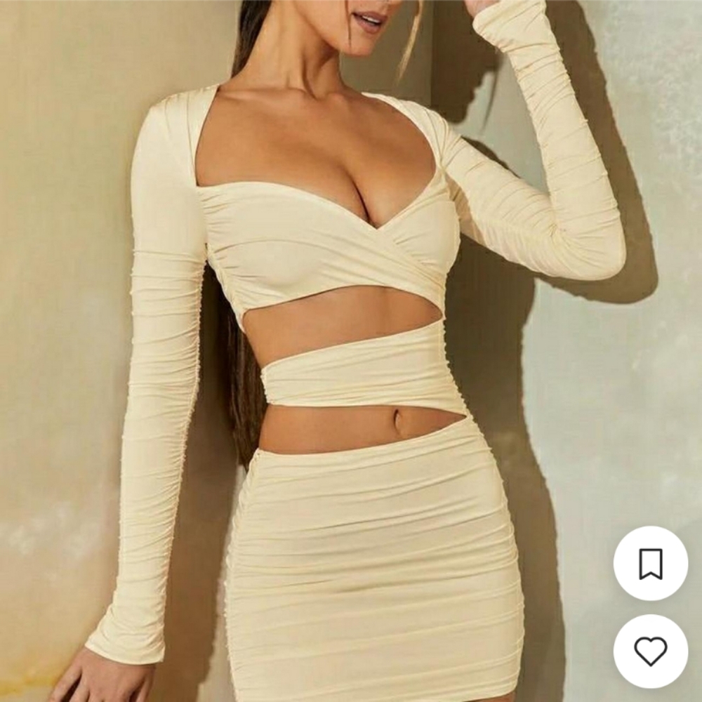 Oh Polly Bryce Dress, Cream Color, Long Sleeves And With Cut-Outs!